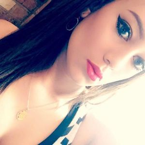 Meet your Posher, Briana